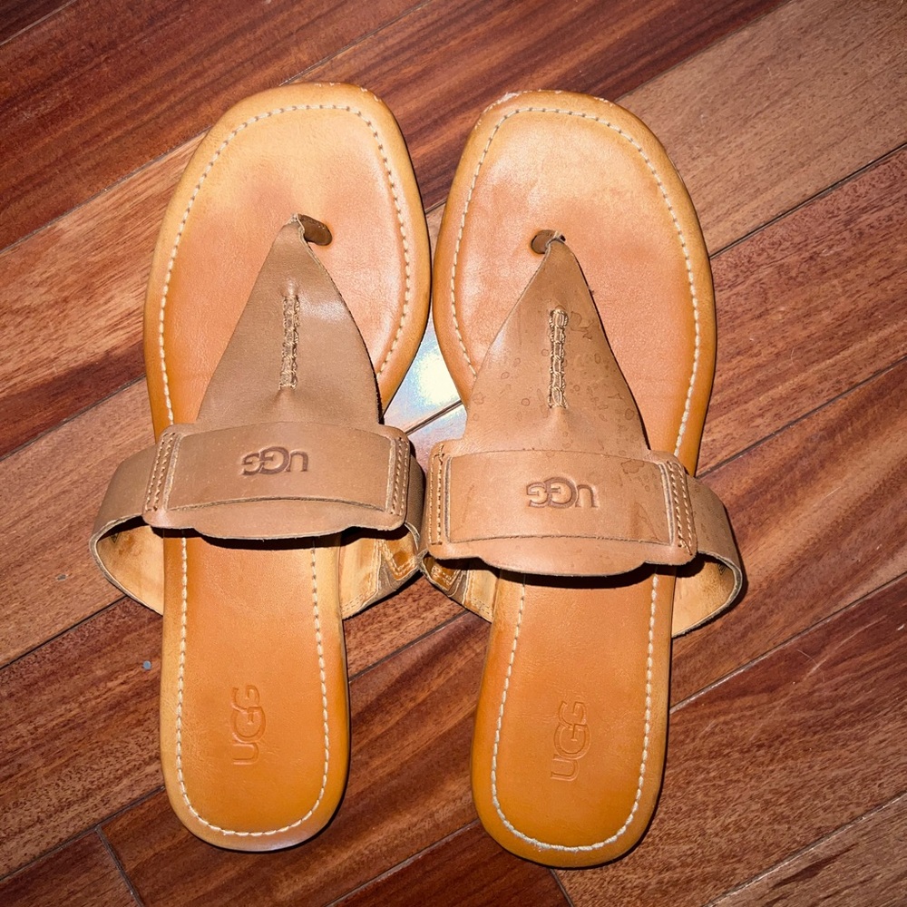 Ugg Women’s Slip On Sandals